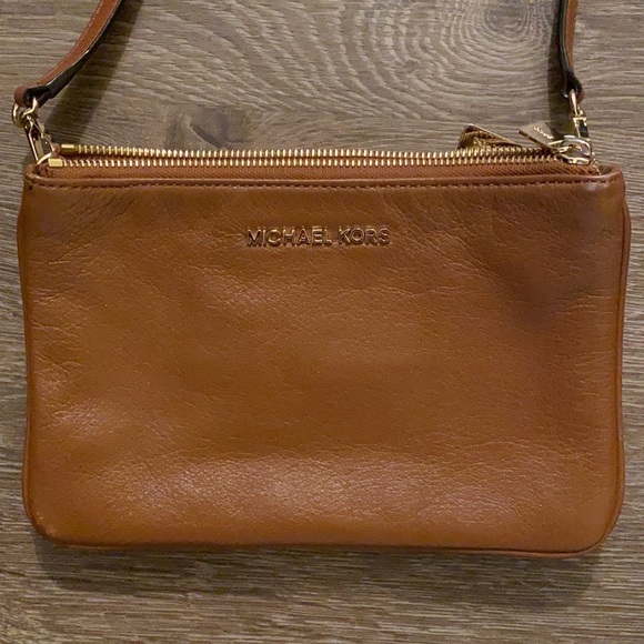 Michael Kors Handbags - Michael Kors Bag